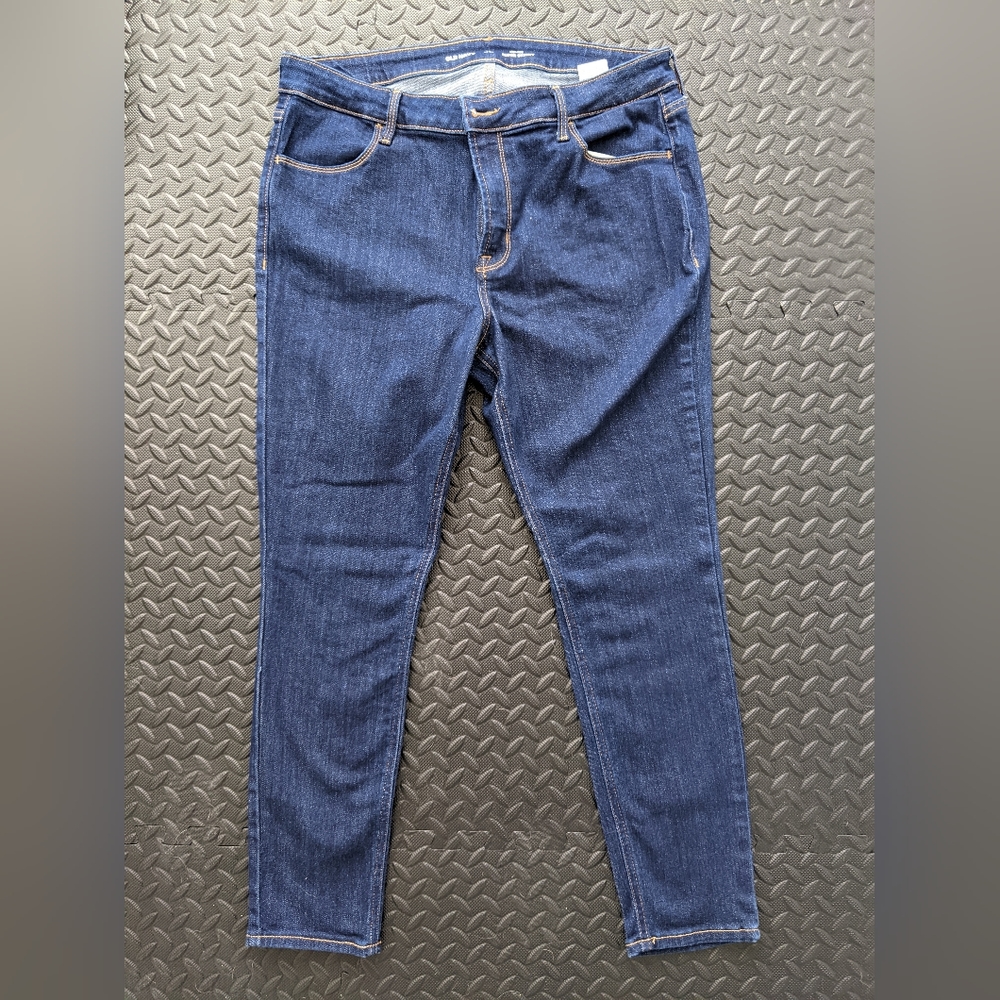 Old Navy High Rise Super Skinny Jeans - Size 14 Petite